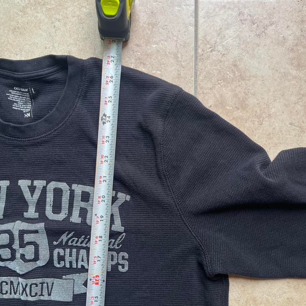 SICKKK black Y2K style‎ old navy thermal long sleeve! - Picture 7 of 8